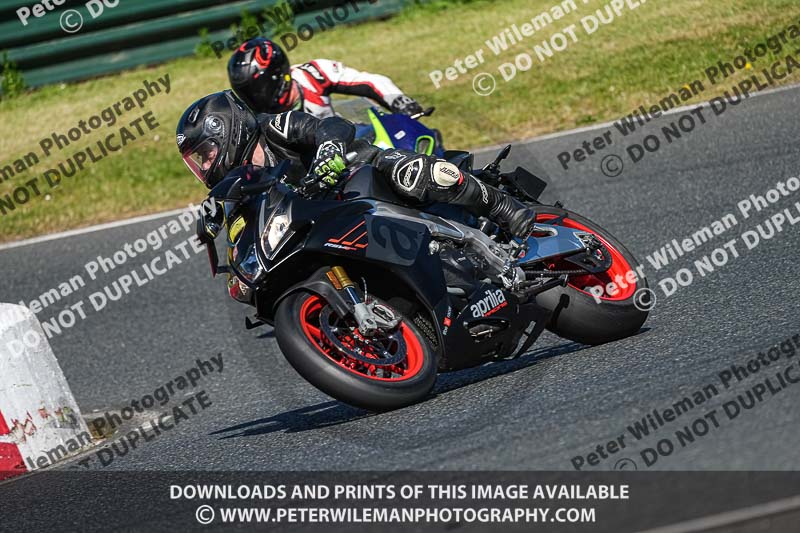 enduro digital images;event digital images;eventdigitalimages;mallory park;mallory park photographs;mallory park trackday;mallory park trackday photographs;no limits trackdays;peter wileman photography;racing digital images;trackday digital images;trackday photos